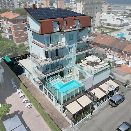 Hotel Bahamas Lido Di Savio Exterior photo